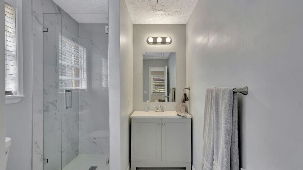 Photo of Bathroom in Indian River Estates