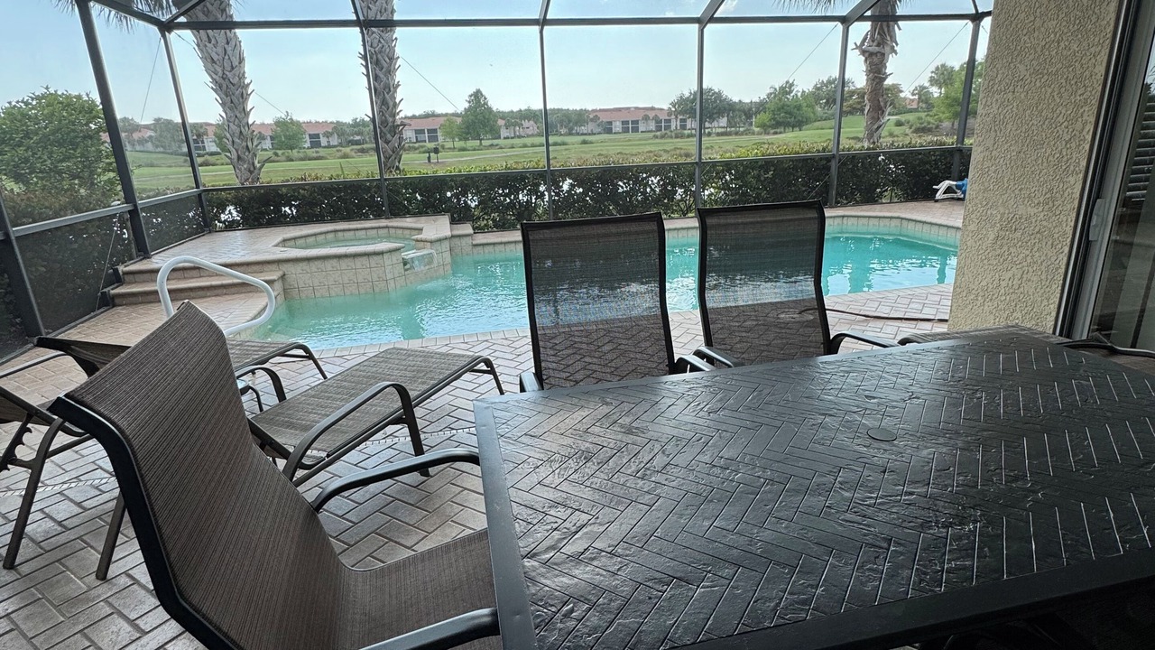 Photo of Outdoor in Naples