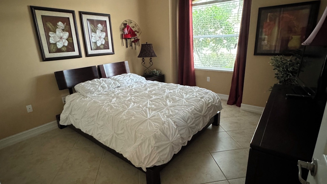 Photo of Bedroom in Naples