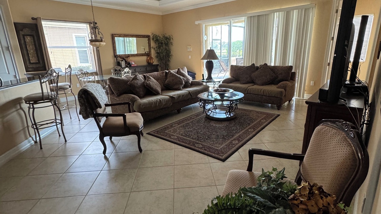 Photo of Livingroom in Naples