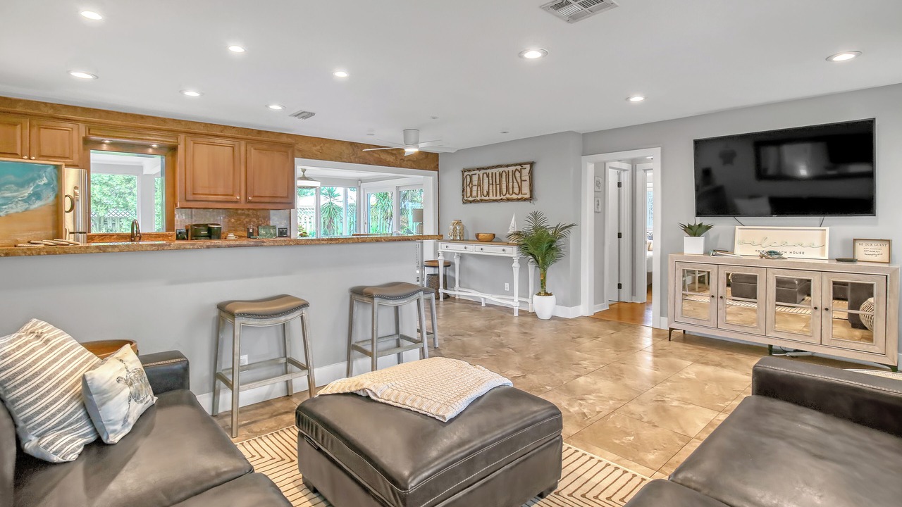 Photo of Livingroom in Juno Beach