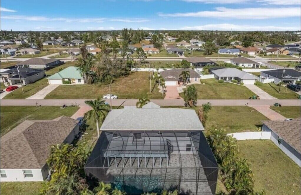 Photo of Outdoor in Jacarandas
