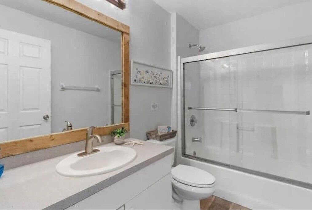 Photo of Bathroom in Jacarandas