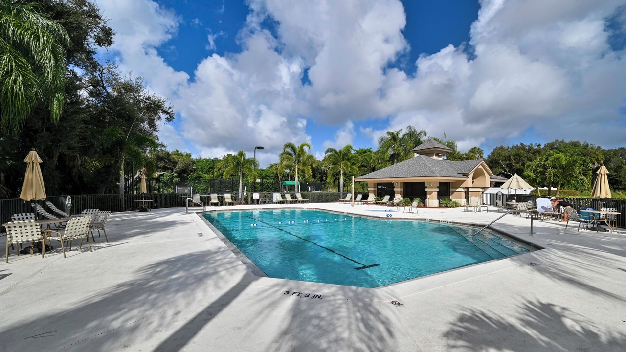 Photo of Outdoor in Estero