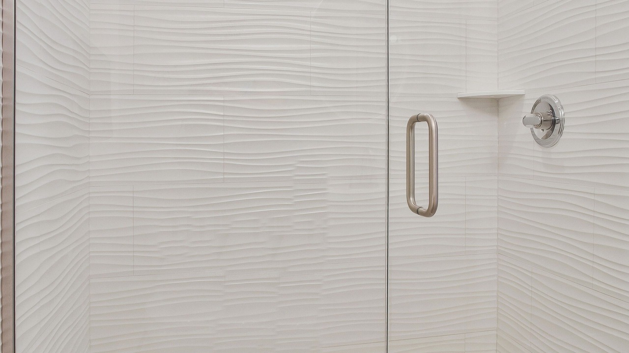 Photo of Bathroom in Tropical Cove