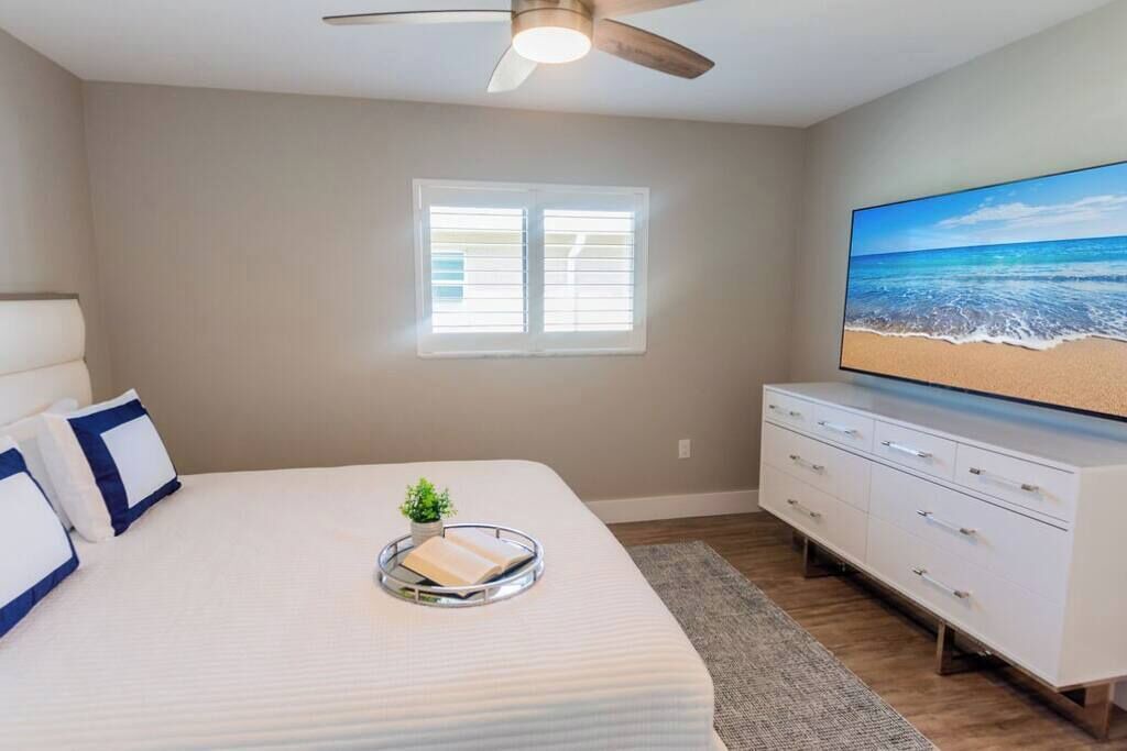 Photo of Bedroom in Naples Park