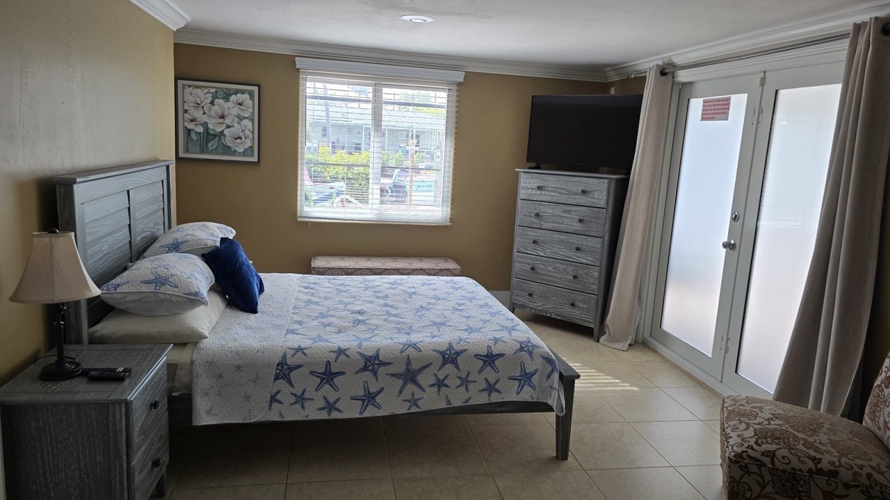 Photo of Bedroom in Lochmoor Waterway Estates