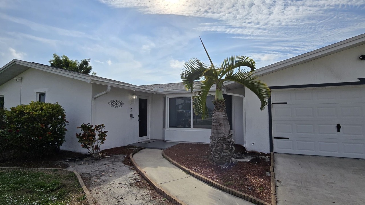 Photo of Outdoor in Lochmoor Waterway Estates