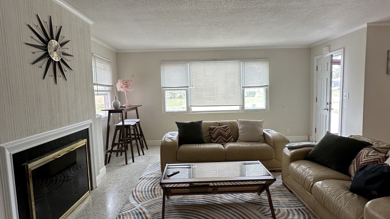 Photo of Livingroom in Whitfield