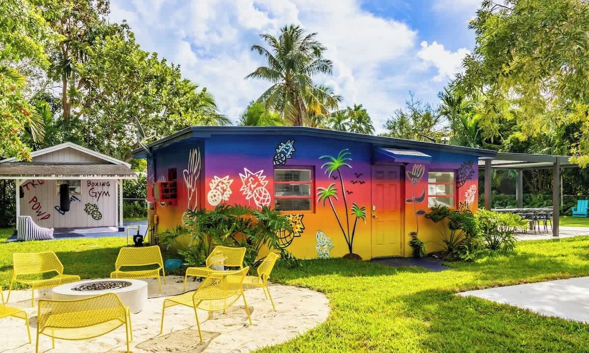 Photo of Outdoor in Golden Glades