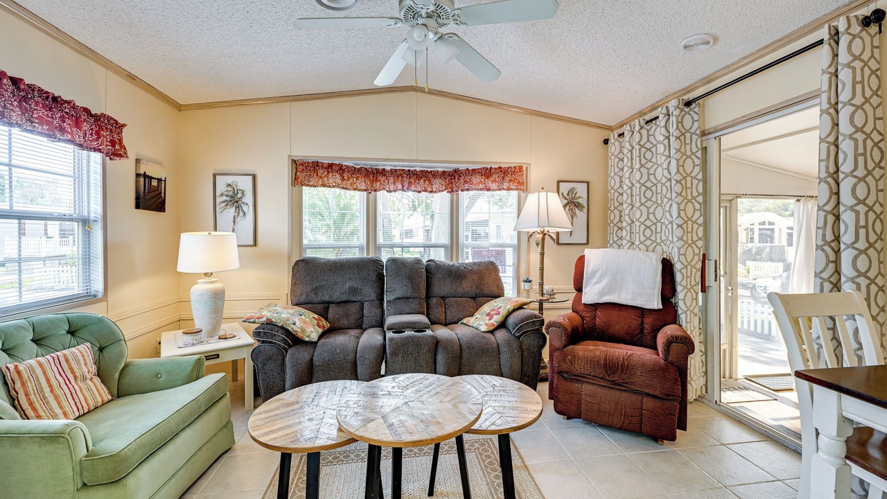 Photo of Livingroom in Braden River