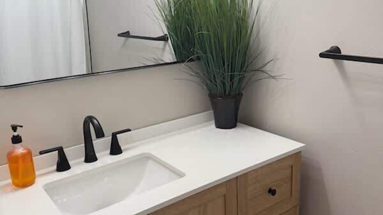 Photo of Bathroom in Seacoast Shores