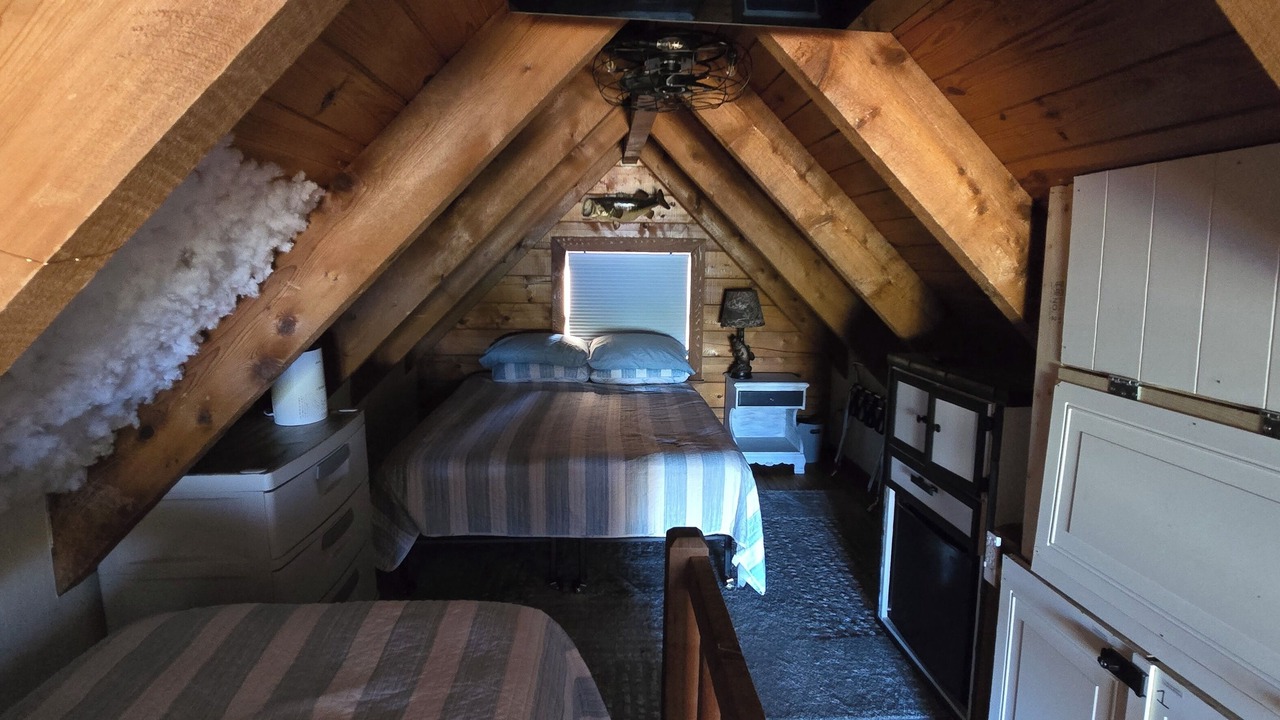 Photo of Bedroom in Okeechobee