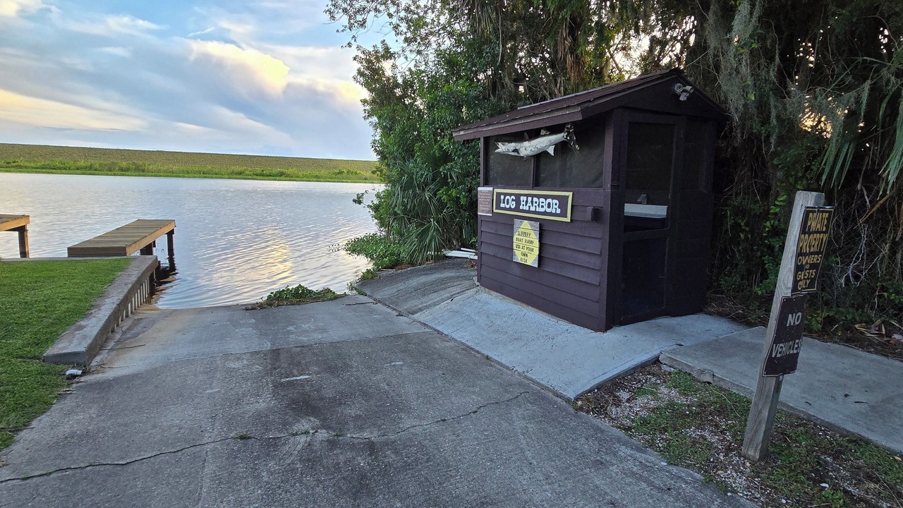 Photo of Others in Okeechobee