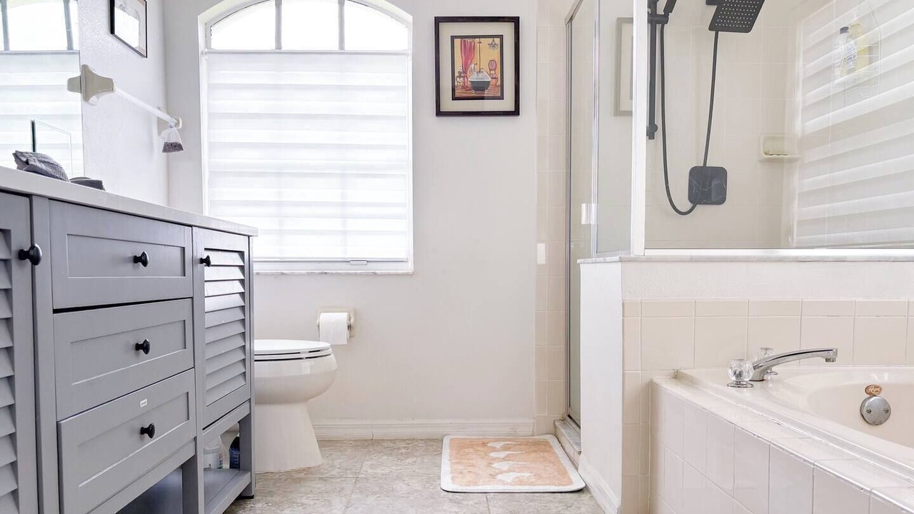 Photo of Bathroom in Port Malabar