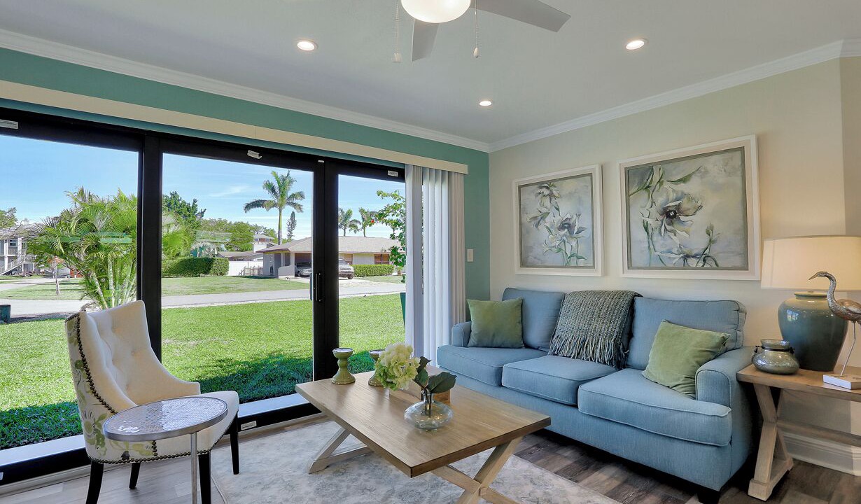 Photo of Livingroom in Bonita Springs