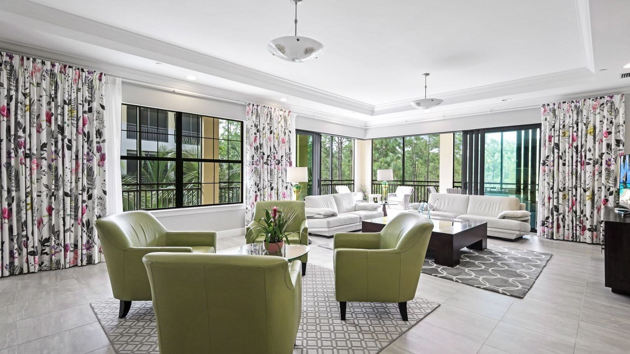 Photo of Livingroom in North Naples