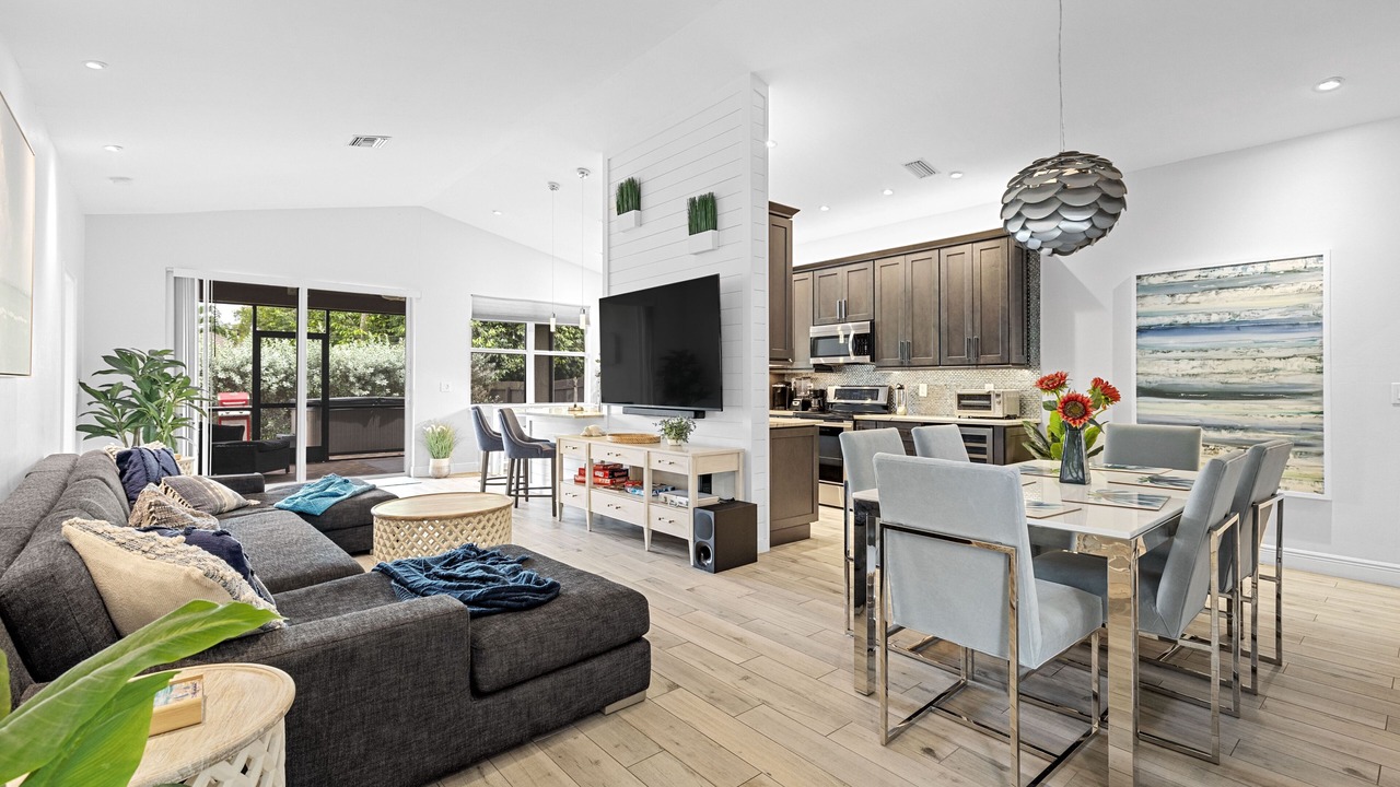 Photo of Livingroom in Bonita Springs