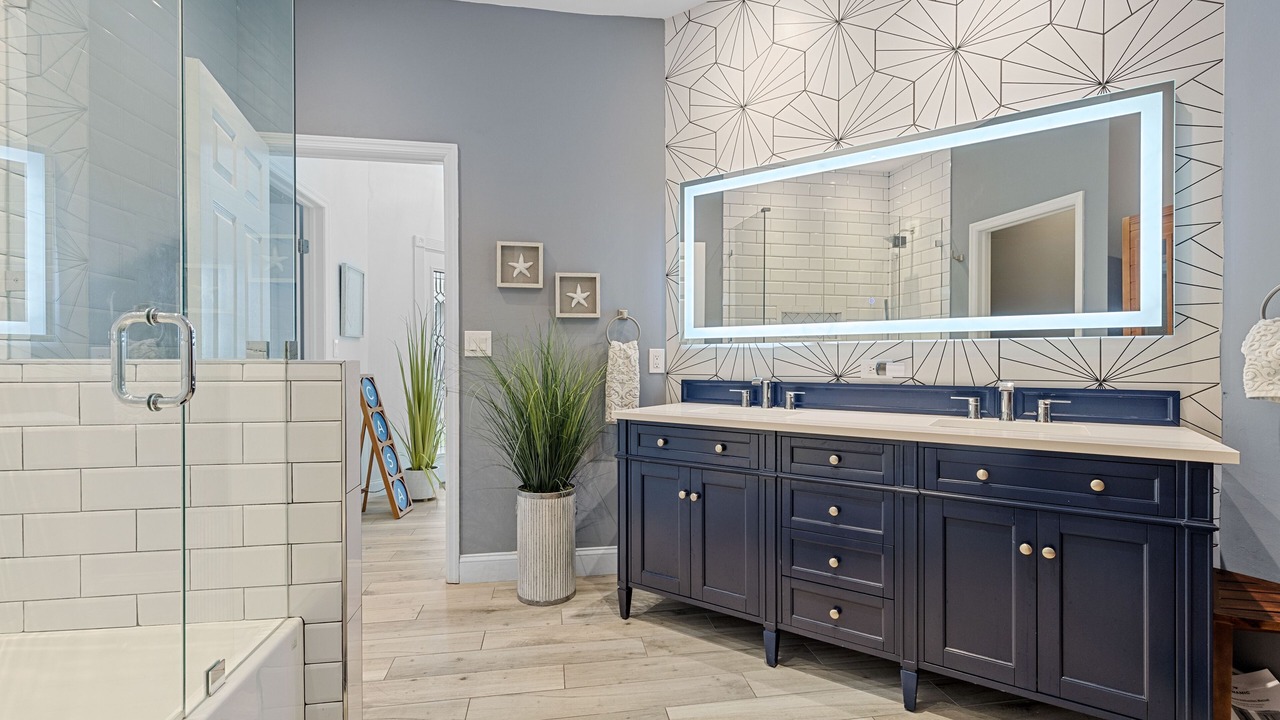 Photo of Bathroom in Bonita Springs