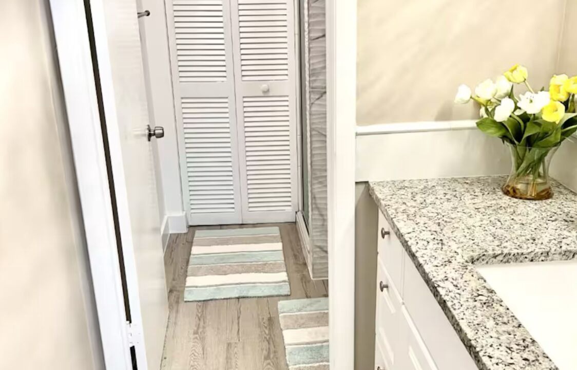 Photo of Bathroom in Hutchinson Island South