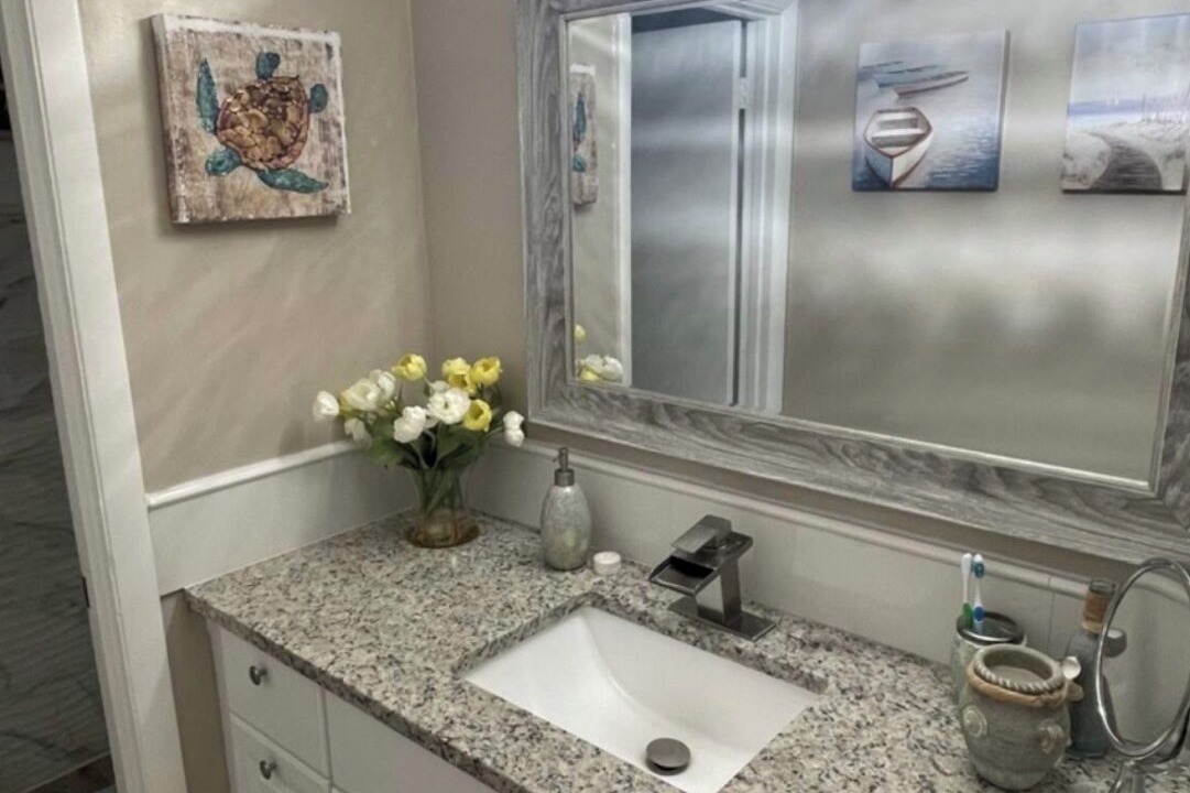 Photo of Bathroom in Hutchinson Island South