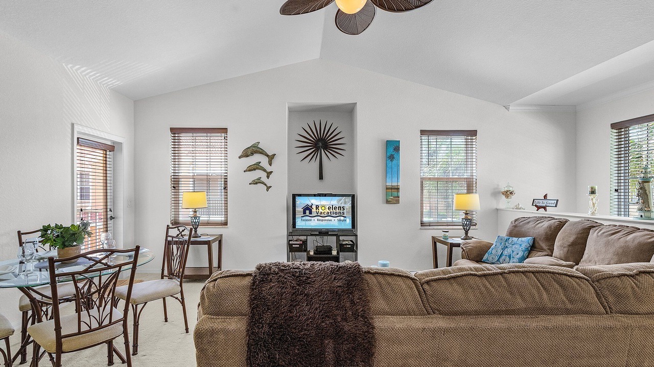Photo of Livingroom in Diplomat