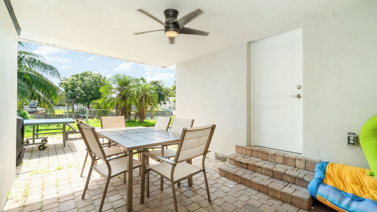 Photo of Outdoor in Broadview Manor