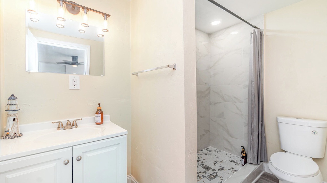 Photo of Bathroom in Broadview Manor