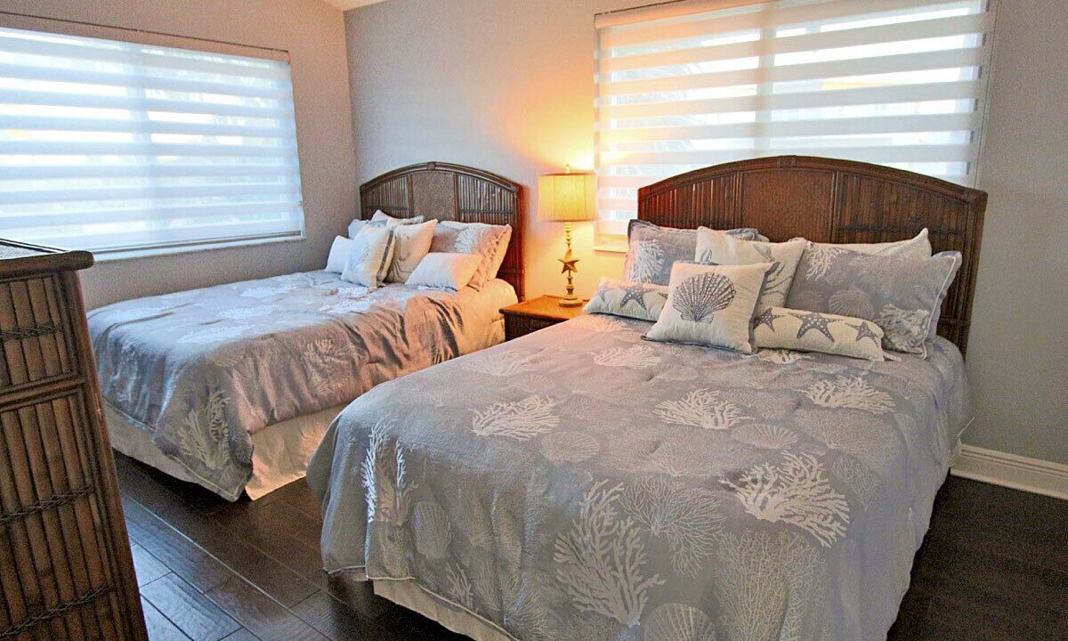 Photo of Bedroom in Venetian Shores