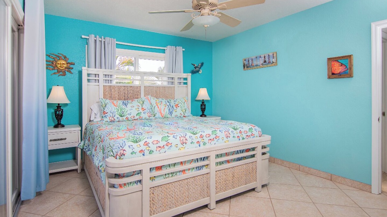 Photo of Bedroom in Key Colony Beach