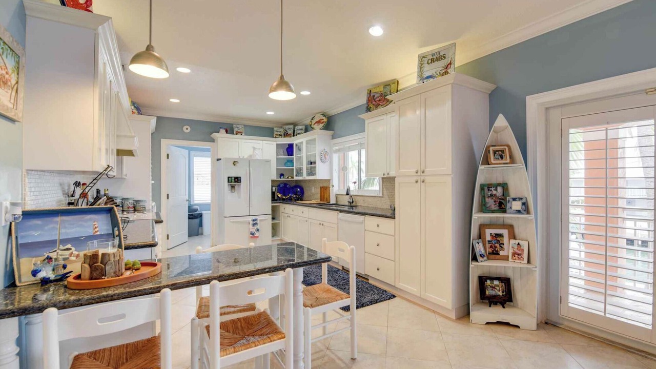 Photo of Kitchen in Key Colony Beach