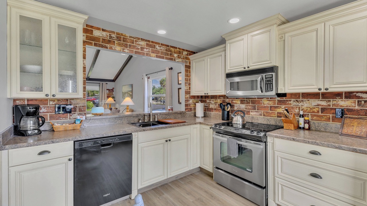 Photo of Kitchen in Historic Downtown Melbourne