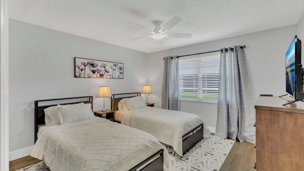 Photo of Bedroom in Historic Downtown Melbourne