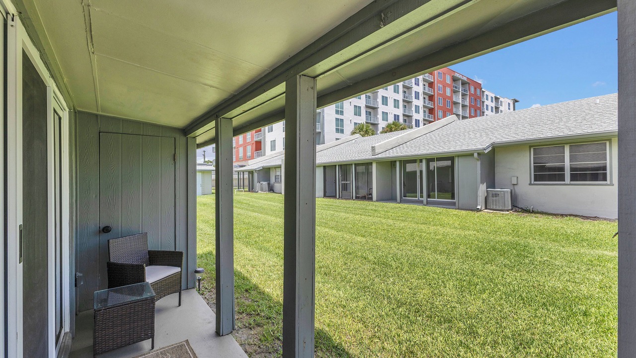 Photo of Patio Balcony in Historic Downtown Melbourne