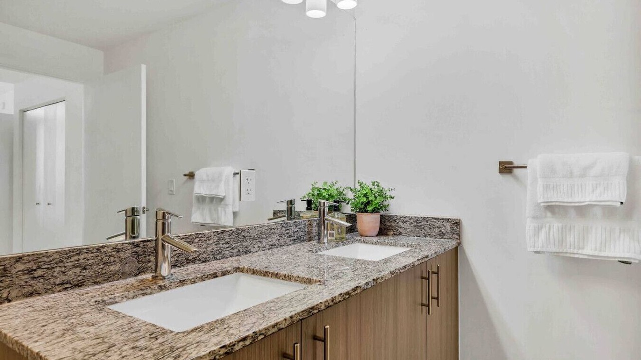 Photo of Bathroom in Doral