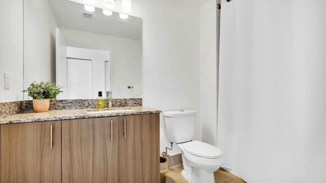 Photo of Bathroom in Doral