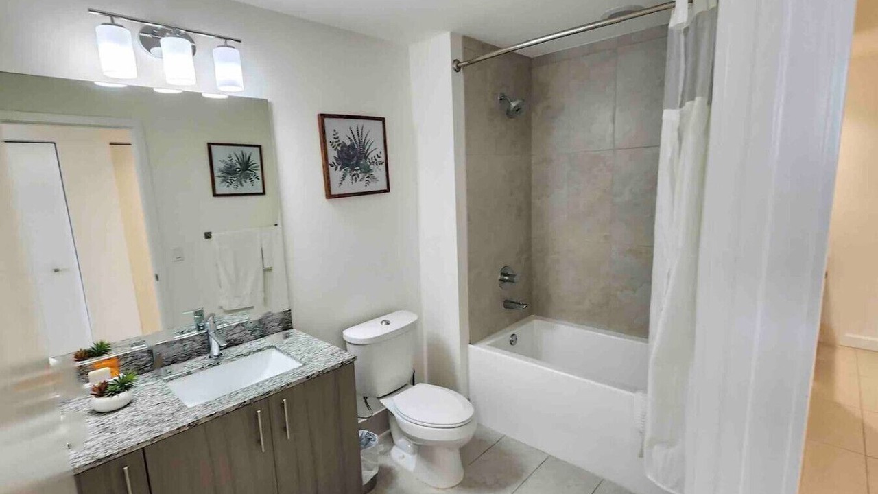 Photo of Bathroom in Doral