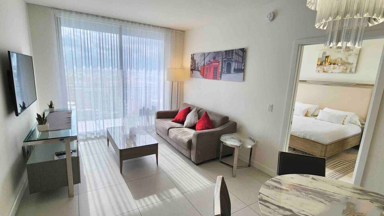 Photo of Livingroom in Doral
