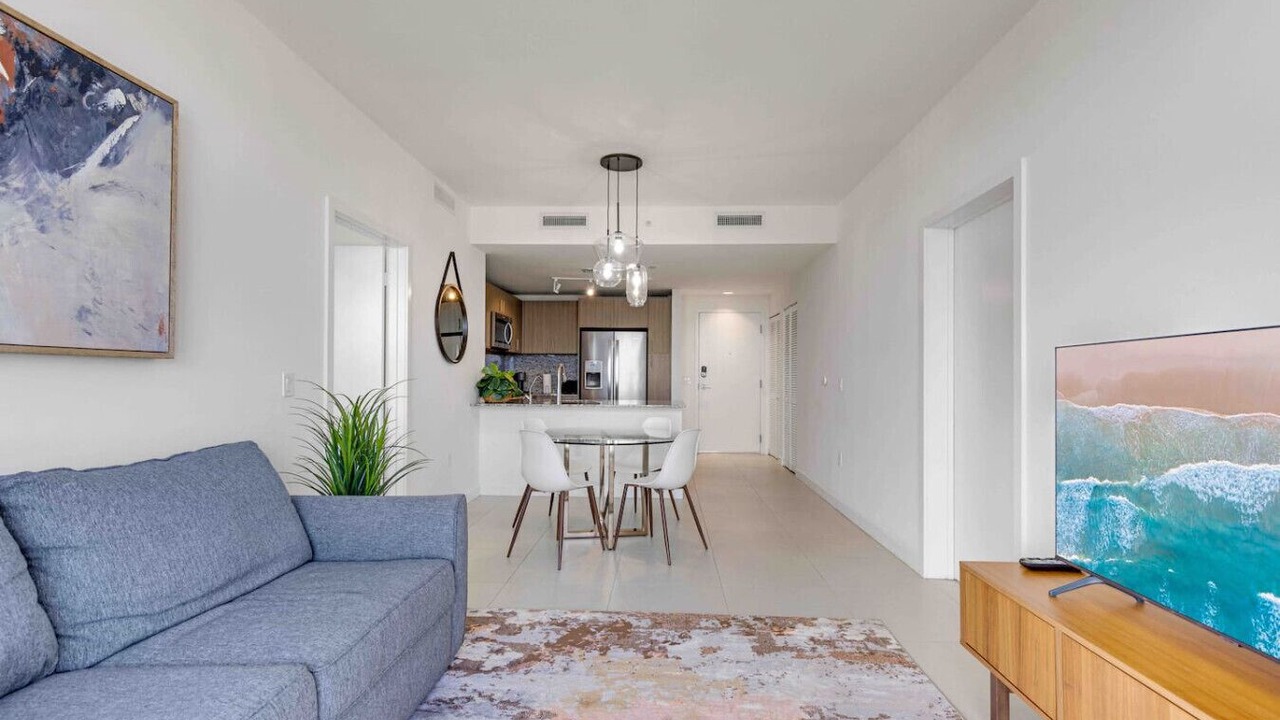 Photo of Livingroom in Doral