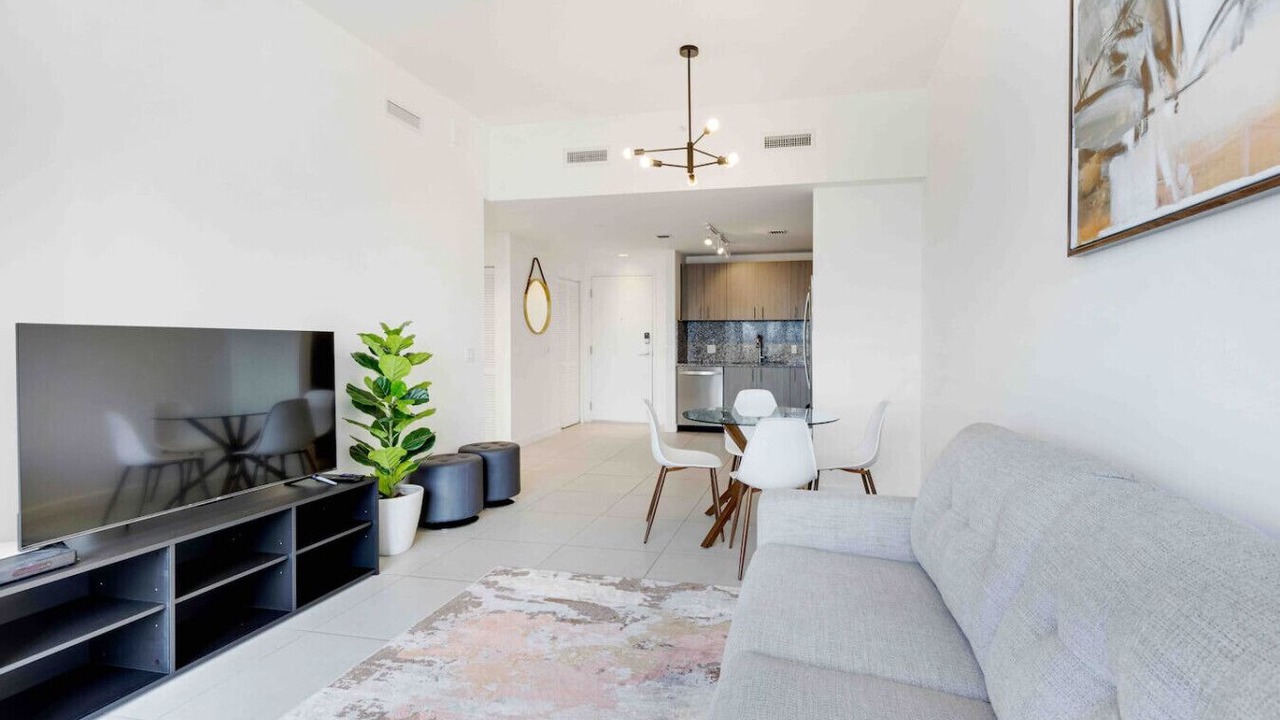 Photo of Livingroom in Doral