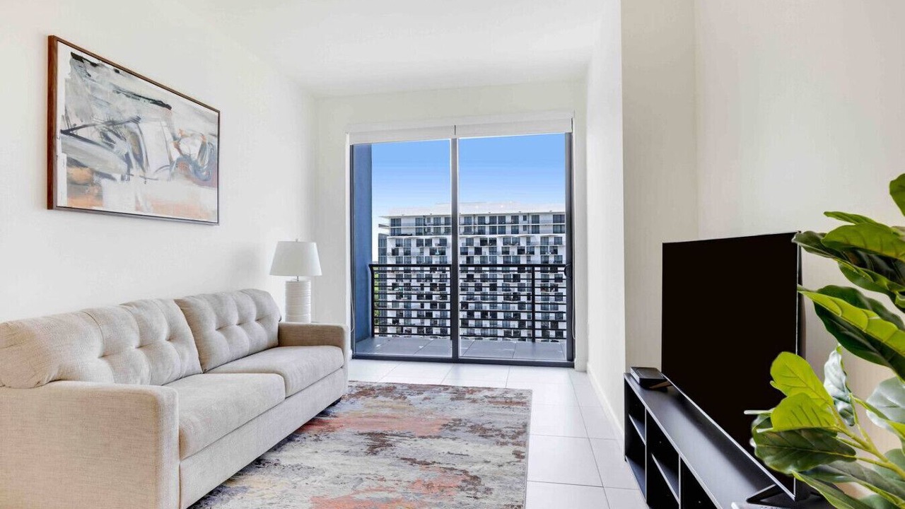 Photo of Livingroom in Doral