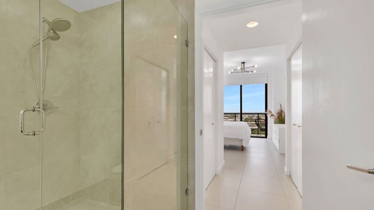 Photo of Bathroom in Doral