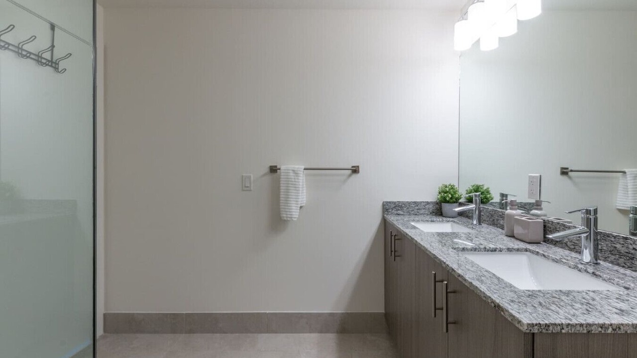 Photo of Bathroom in Doral
