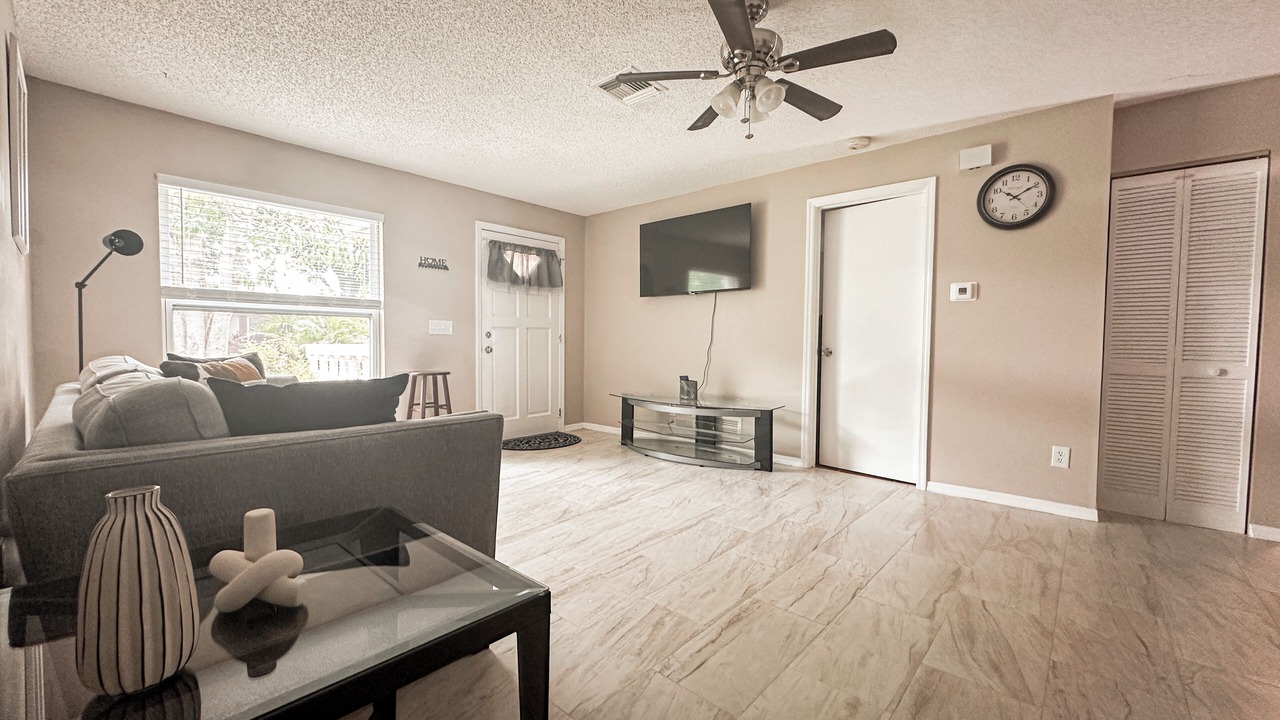 Photo of Livingroom in Port Malabar