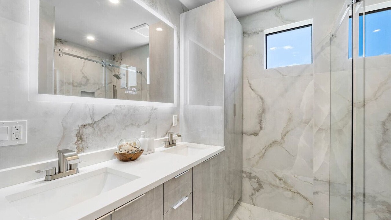Photo of Bathroom in Paradise Point
