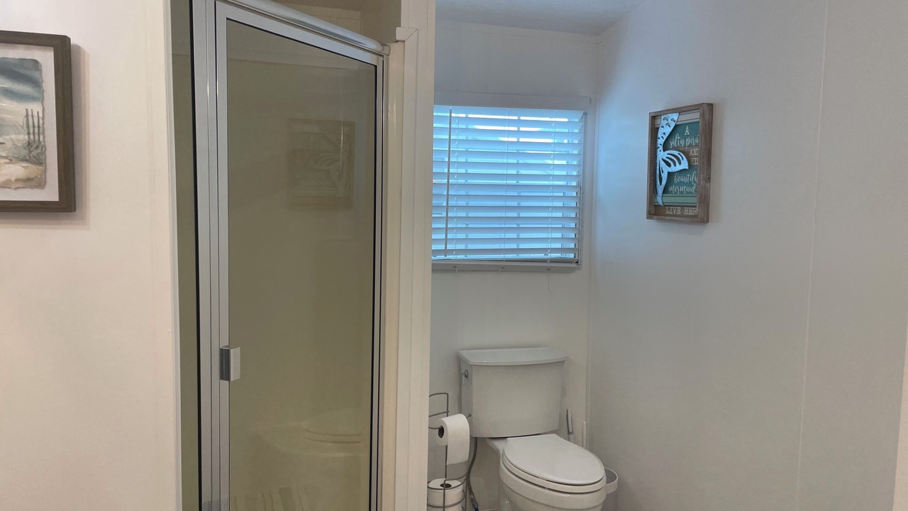 Photo of Bathroom in Flamingo Bay