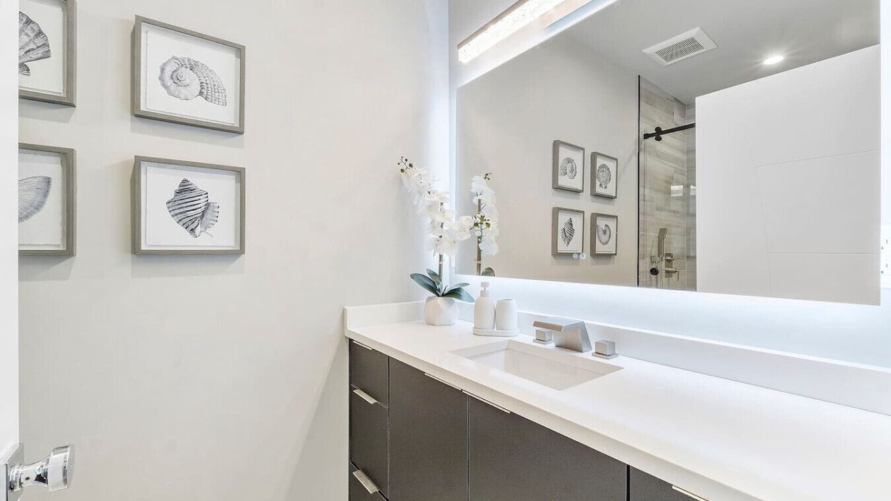 Photo of Bathroom in Paradise Point