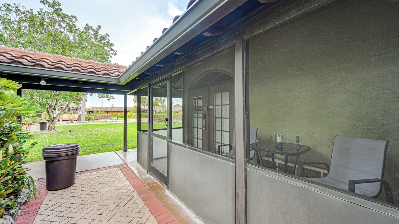 Photo of Outdoor in Naples