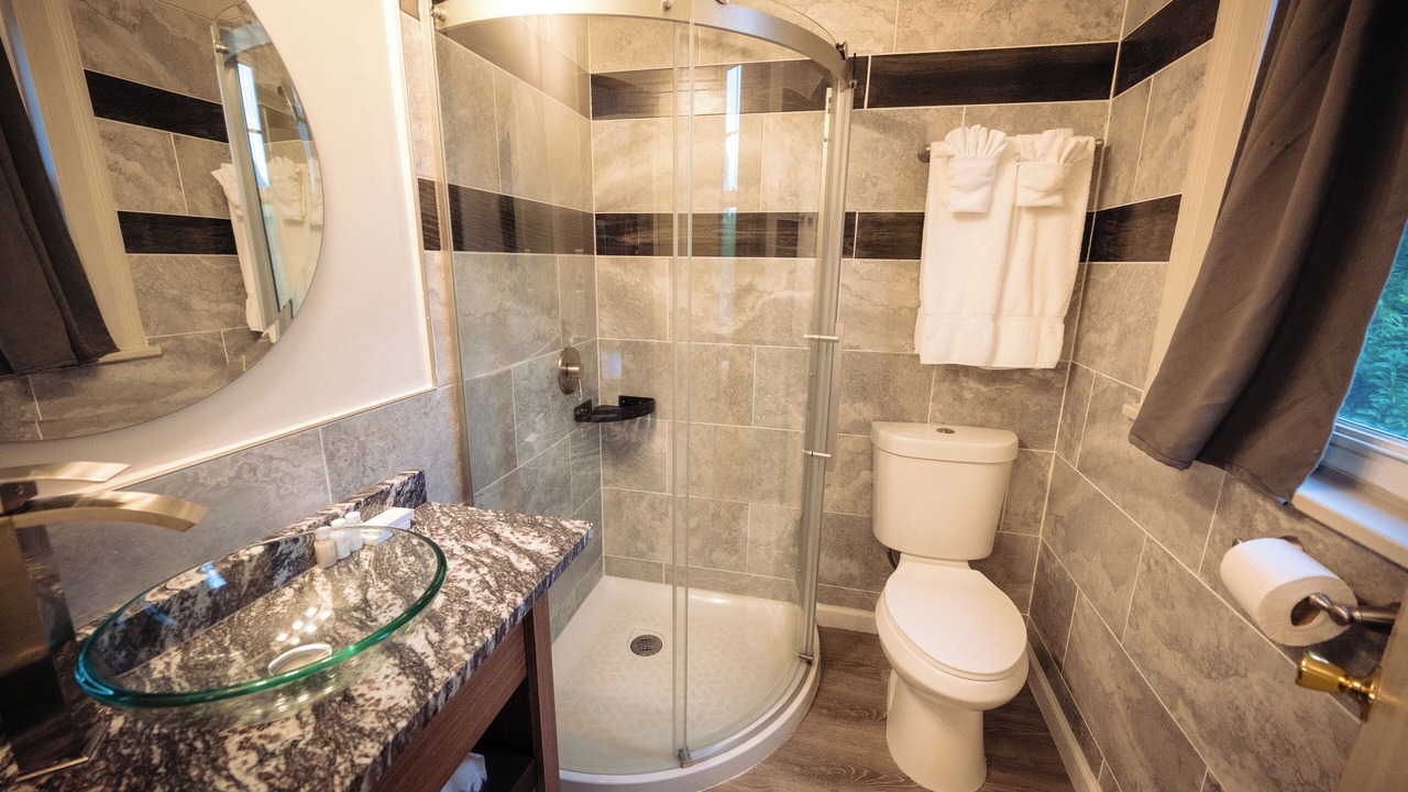 Photo of Bathroom in Shawnee On Delaware
