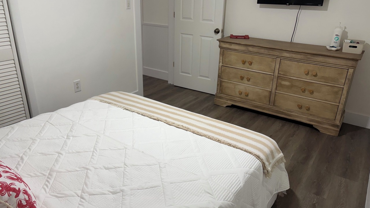 Photo of Bedroom in Cross Key Waterways